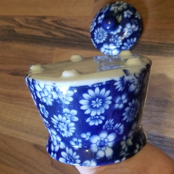 Blue & White Floral Calico Print Porcelain Covered Dish Pottery Jar Vessel - Picture 4 of 12